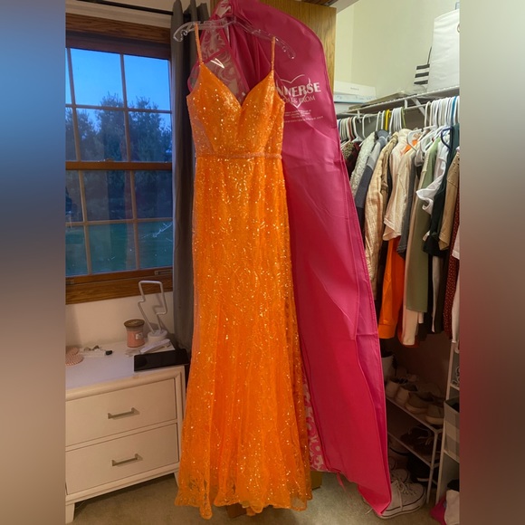 Orange ellie wilde prom dress - Picture 1 of 6